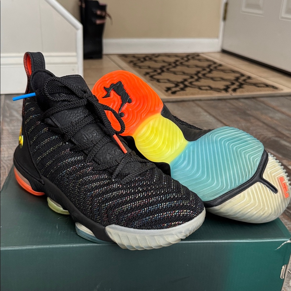 LeBron XVI (GS) I Promise sneakers size youth 7Y - Picture 2 of 16